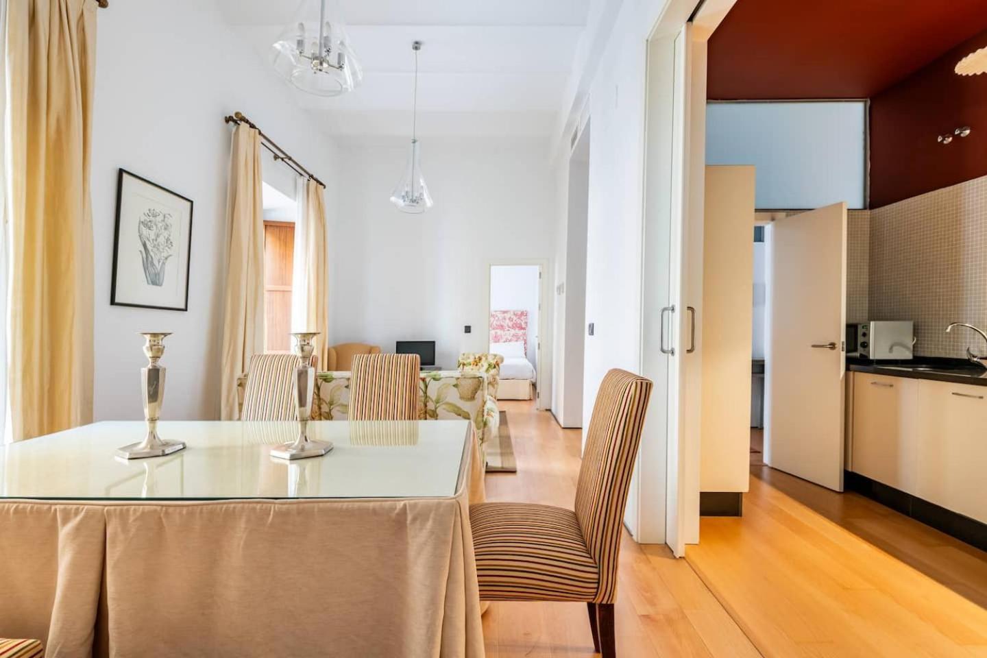 Komodo Sierpes: Bright & Classy Central Apartment Sevilla Exteriör bild