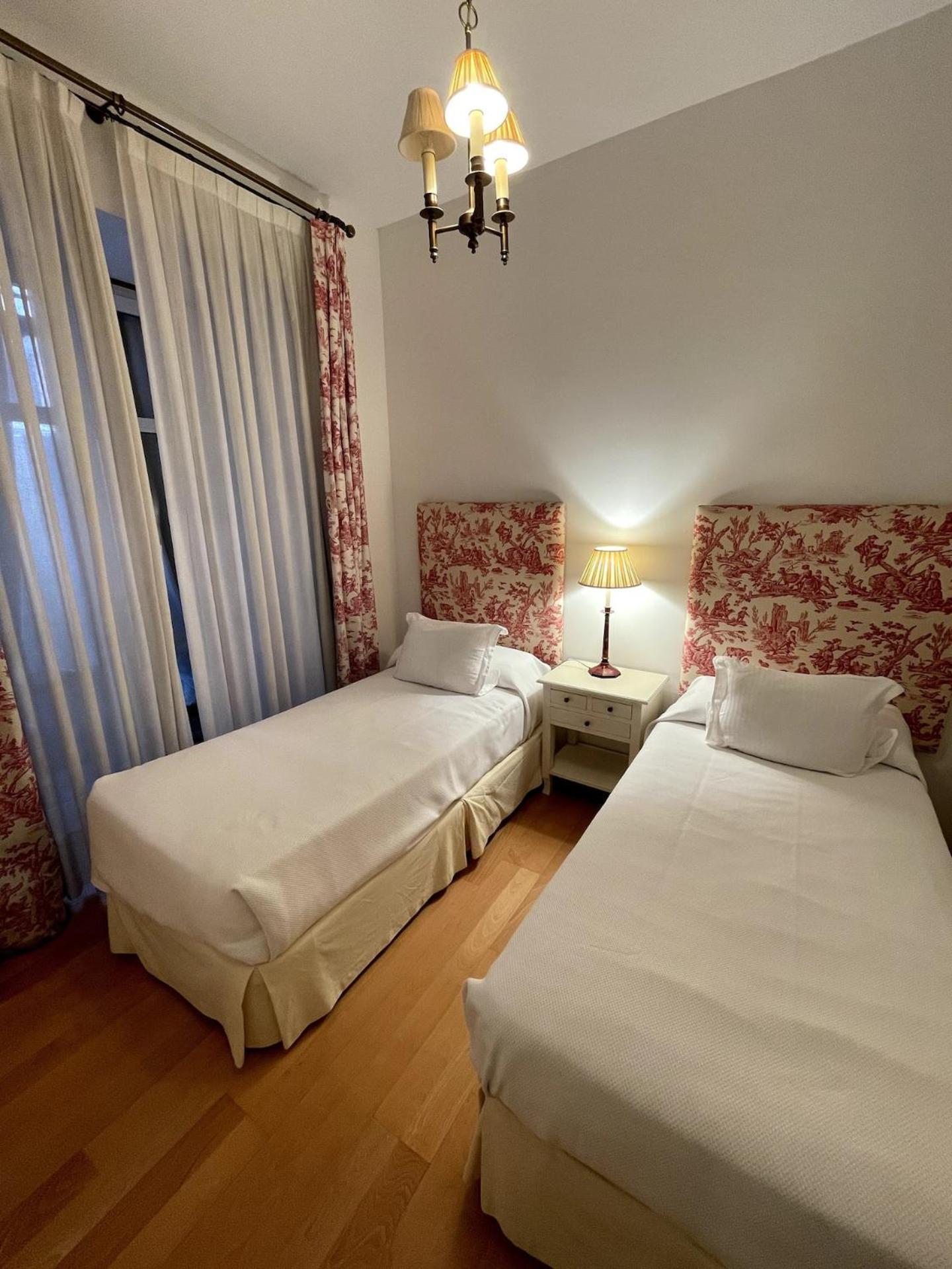 Komodo Sierpes: Bright & Classy Central Apartment Sevilla Exteriör bild